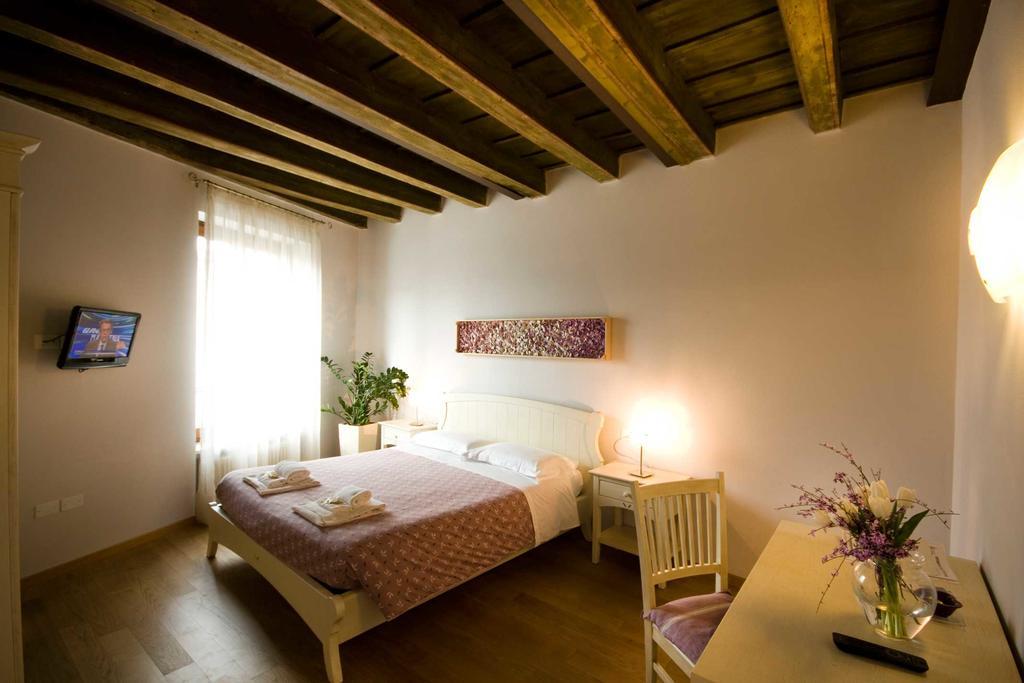 Residenza CuordiVérone Extérieur photo